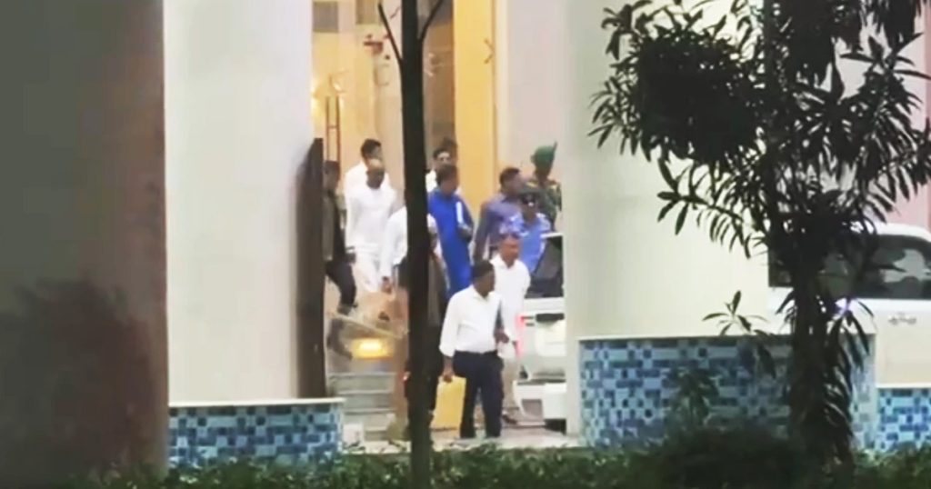 টানা ১১ ঘন্টা অফিস করলেন প্রধানমন্ত্রী তারেক রহমান